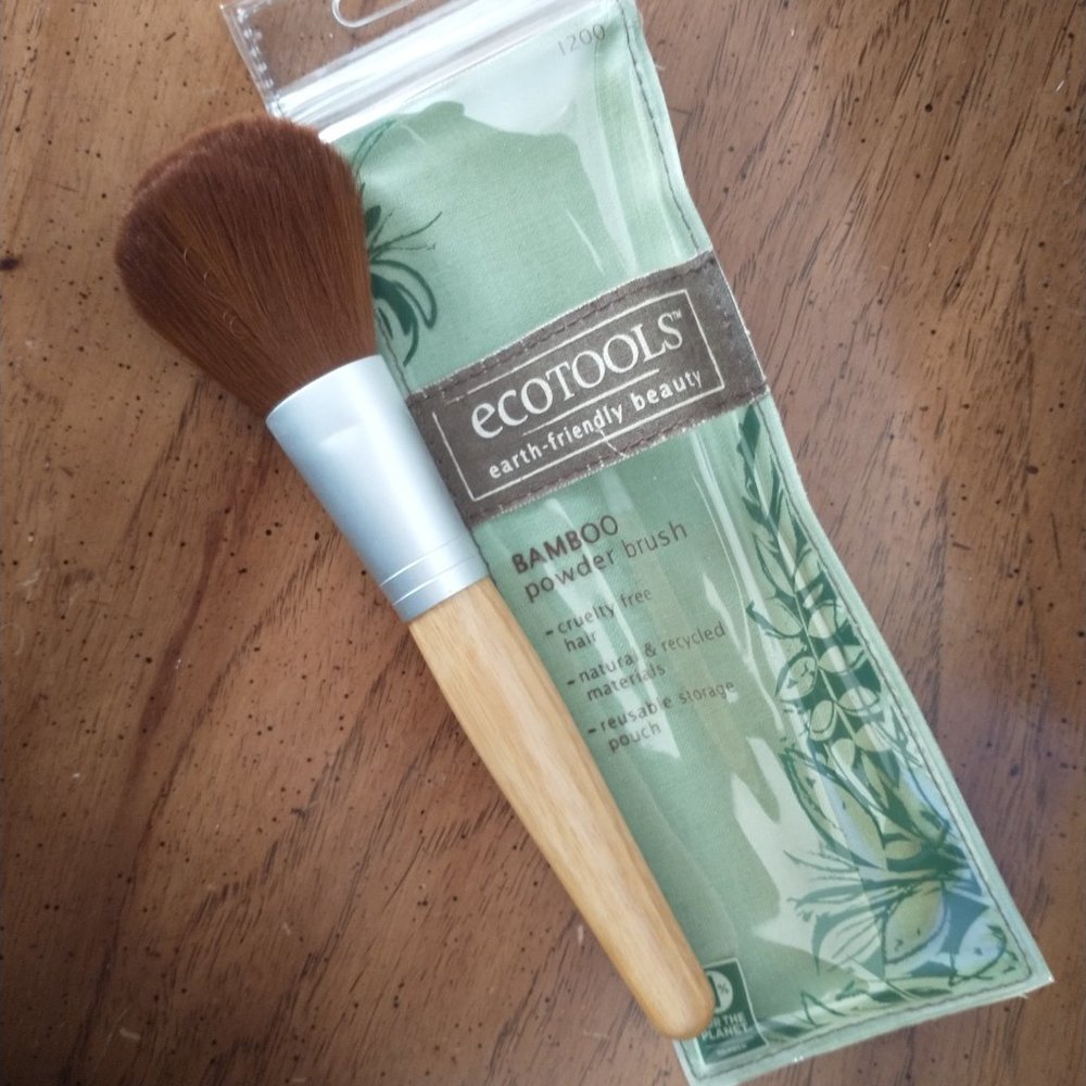 Ecotools Bamboo Powder Brush - NIB